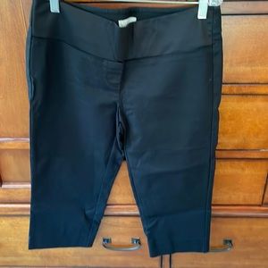 Loft 4M maternity black 3/4 dress pants
